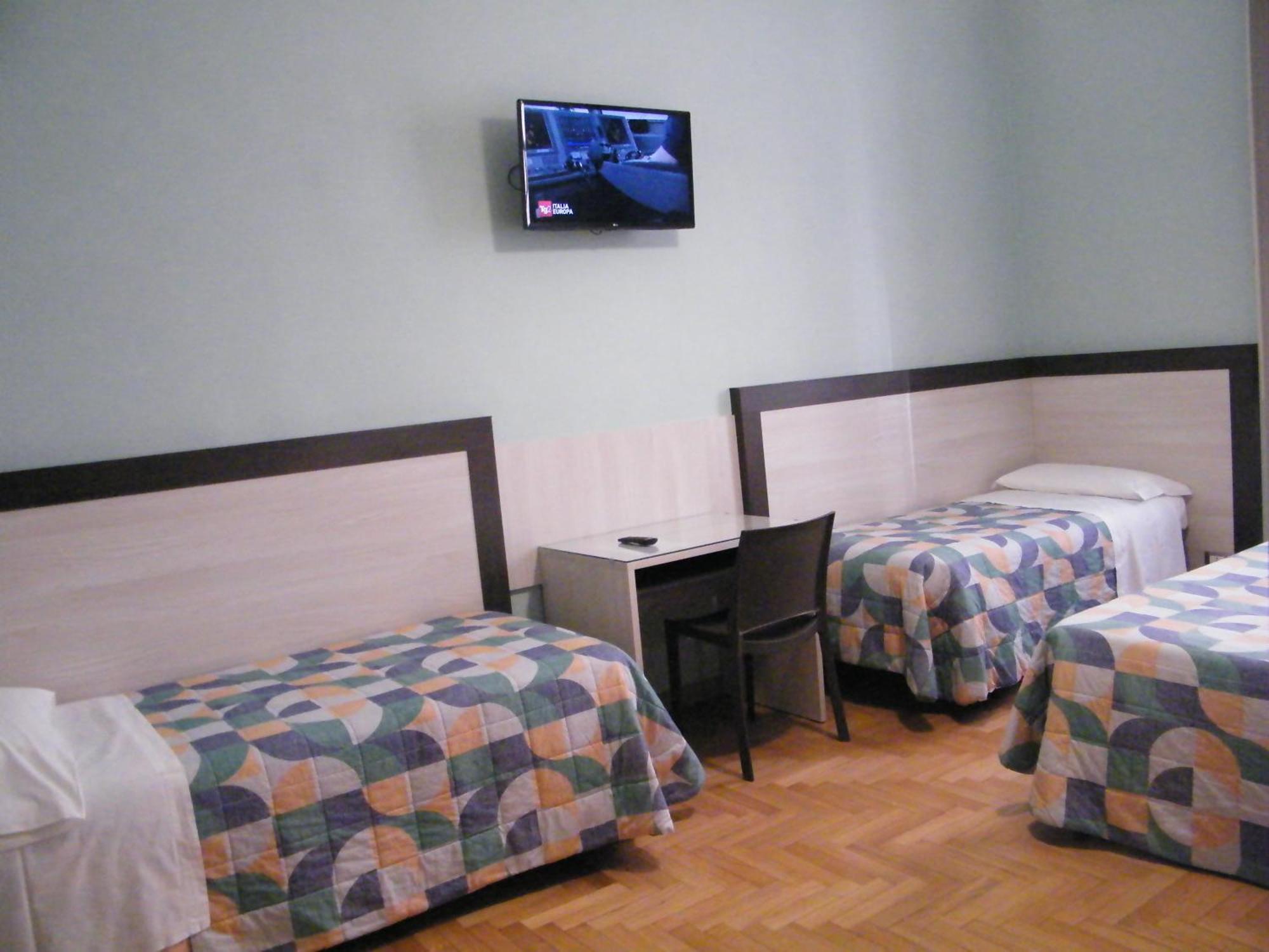 Torino Central-- Rooms And Apartments - Alba Exteriör bild
